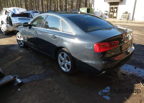 2012 Audi A6 3.0 Premium z USA, uszkodzony, nr VIN WAUGGAFC0CN095133